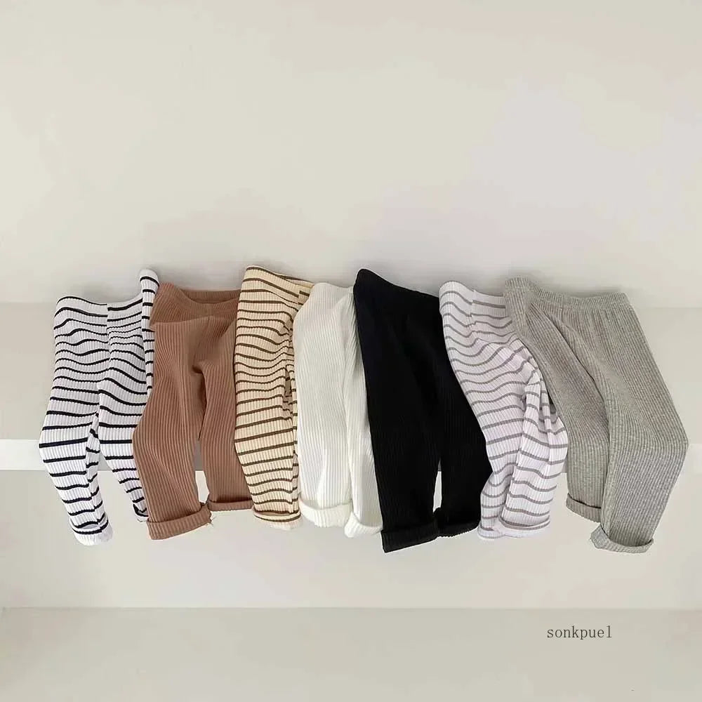 Legginsy dziecięce z prążkowanej bawełny