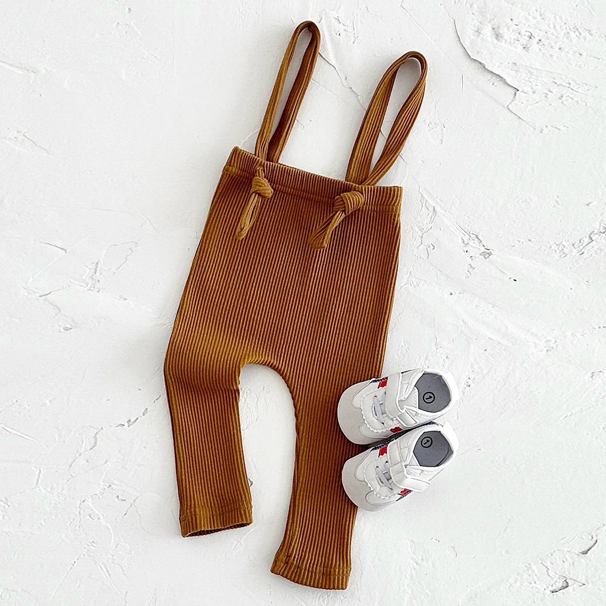 Legginsy dziecięce z prążkowanej dzianiny