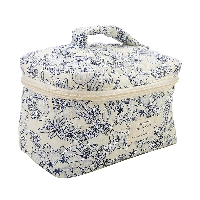 Pikowana kosmetyczka różne wzory i rozmiary