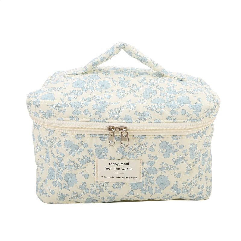 Pikowana kosmetyczka różne wzory i rozmiary