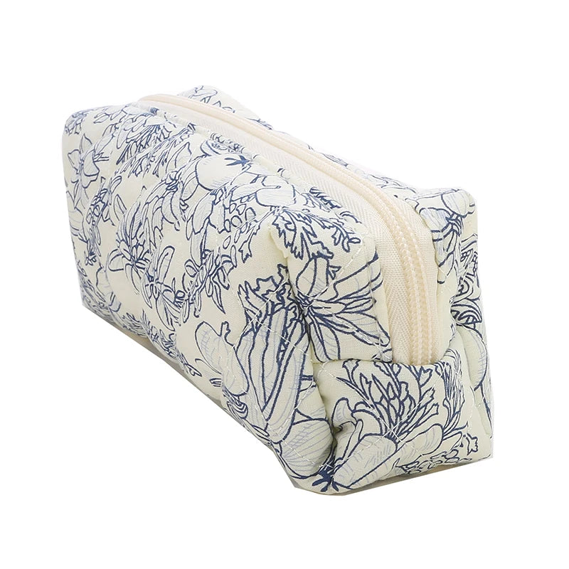 Pikowana kosmetyczka różne wzory i rozmiary