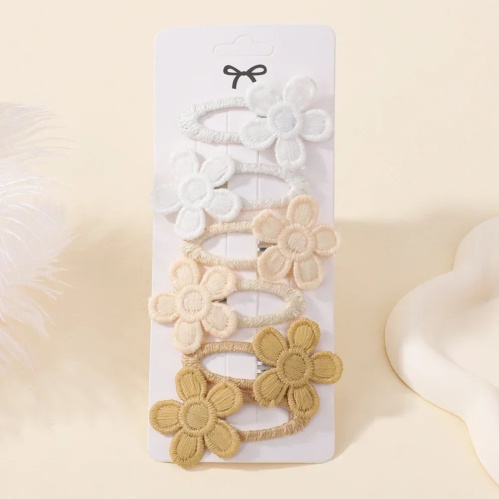 materiałowe spinki kwiaty