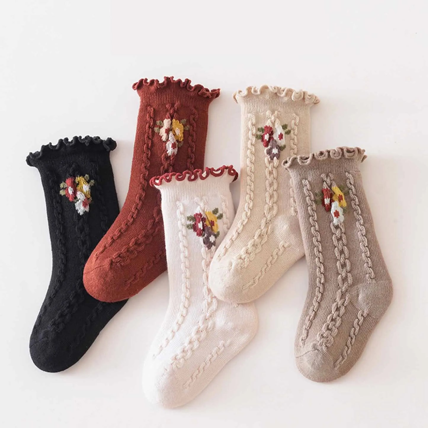 Skarpetki dziewczęce z kwiatowym haftem