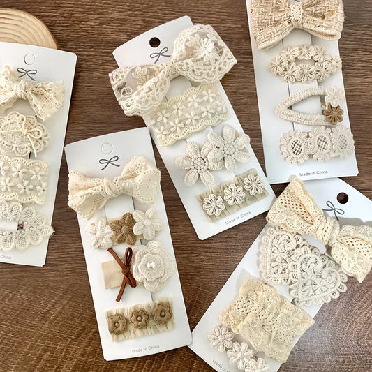 Koronkowe spinki dla dziewczynek