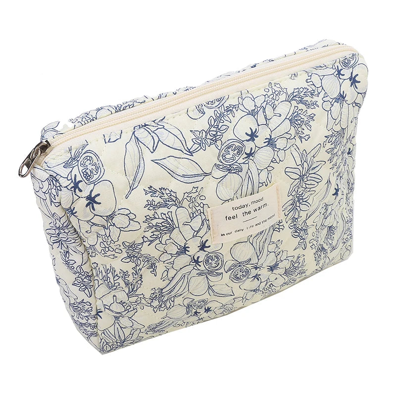 Pikowana kosmetyczka różne wzory i rozmiary