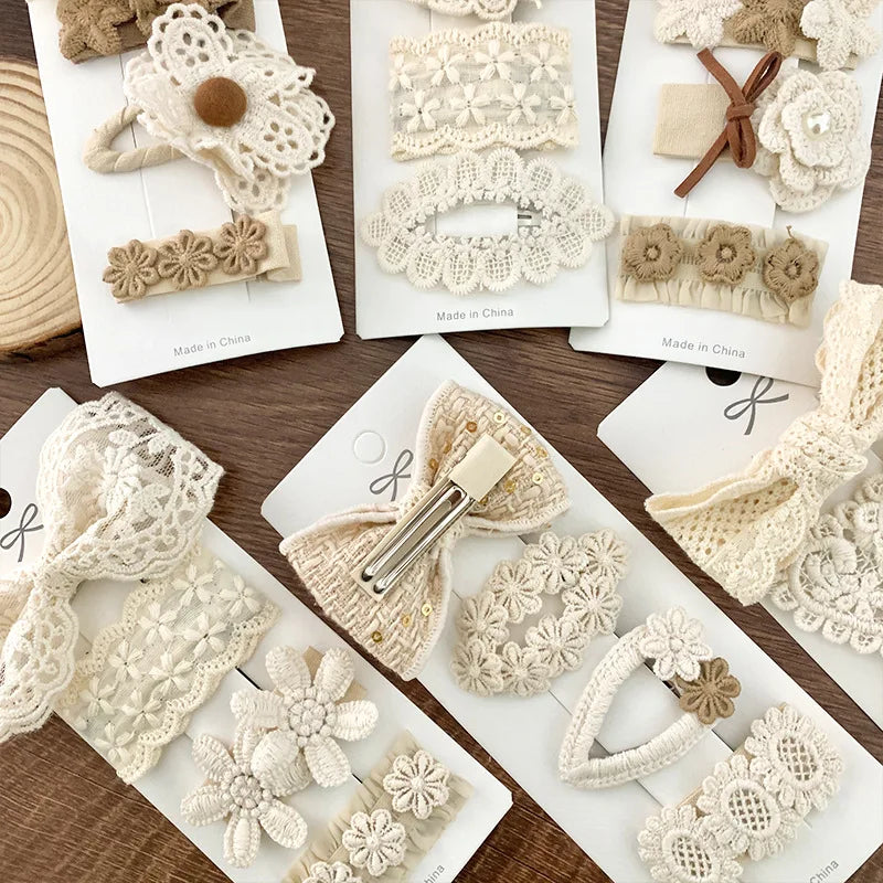 Koronkowe spinki dla dziewczynek